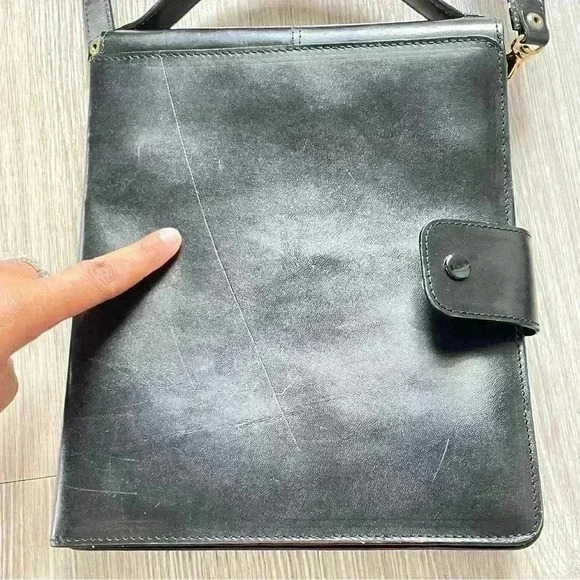 NUOVO  CAPICA BLVK LEATHER MESSENGER CROSSBODY BAG - Picture 12 of 16